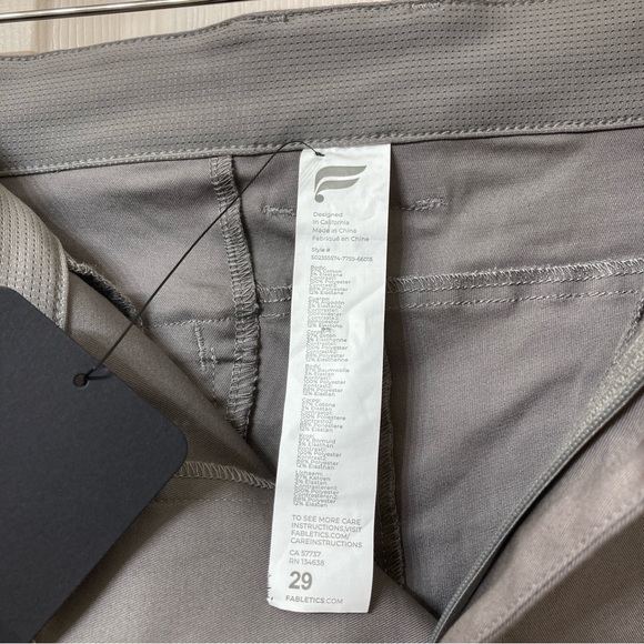 NEW Fabletics Gray The High Side Chino Shorts 29 Golf Athleisure Casual Preppy - Picture 5 of 10